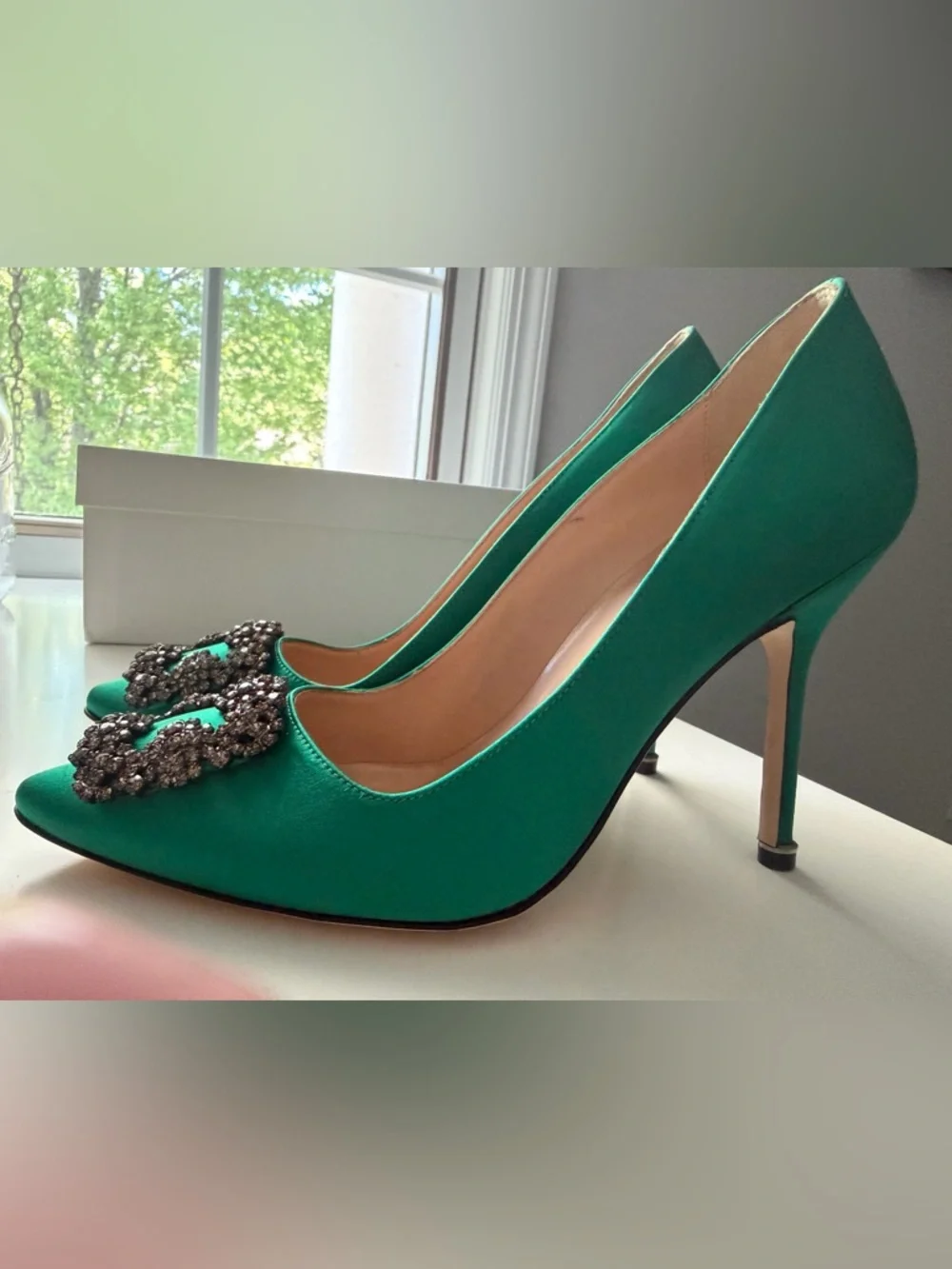 Manolo Blahnik Emerald Green Satin Hangisi Crystal Buckle Pumps - Picture 1 of 10
